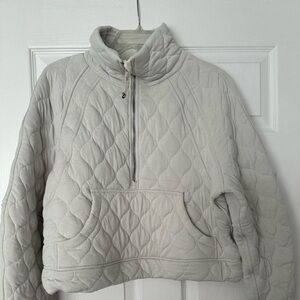 Lululemon patterned scuba